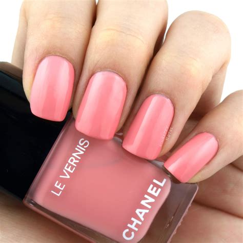 chanel interdit vernis|chanel vernis 610 halo.